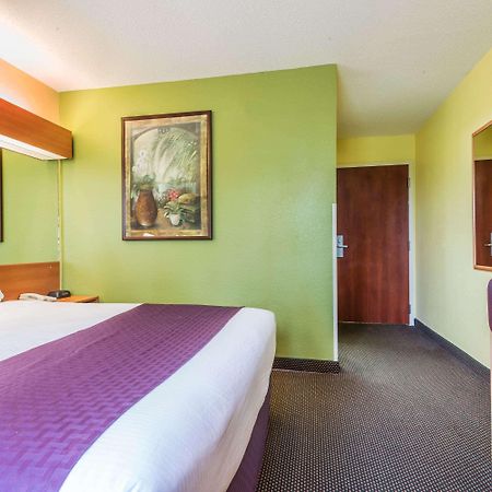 Microtel Inn & Suites By Wyndham Auburn Eksteriør billede